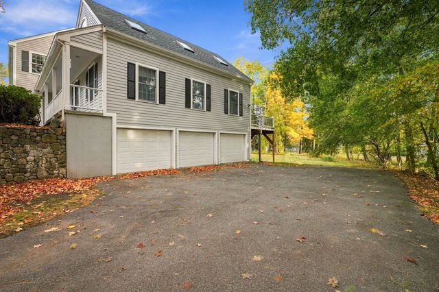 9 Spearfield Lane, Lynnfield, MA 01940