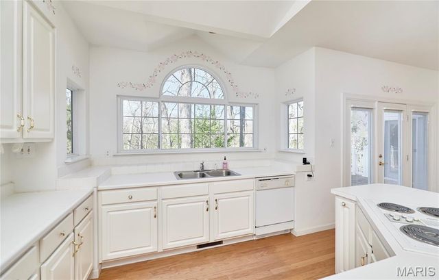 16614 Highland Summit Drive, Wildwood, MO 63011