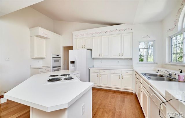 16614 Highland Summit Drive, Wildwood, MO 63011