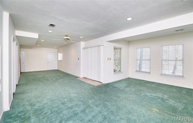 16614 Highland Summit Drive, Wildwood, MO 63011