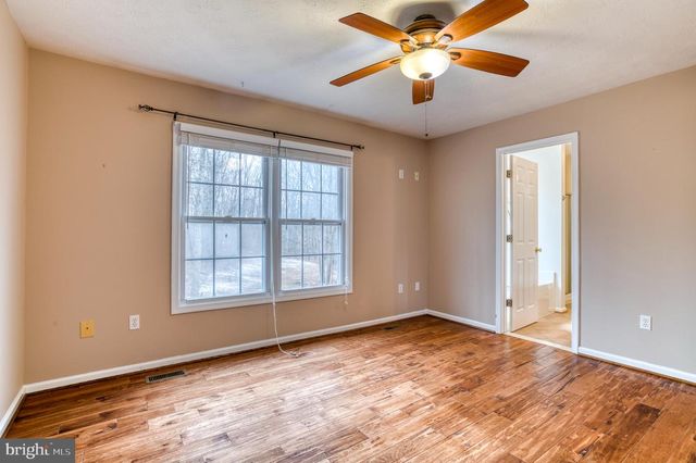 24552 ELEYS FORD RD, Lignum, VA 22726