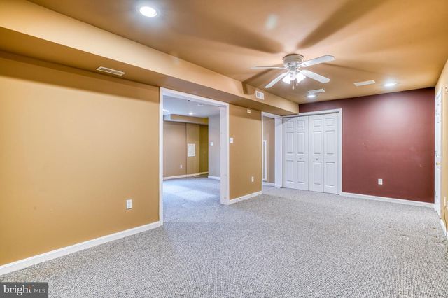 24552 ELEYS FORD RD, Lignum, VA 22726