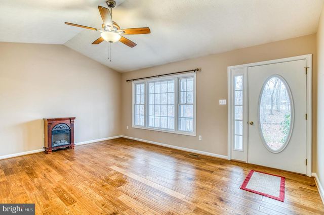 24552 ELEYS FORD RD, Lignum, VA 22726