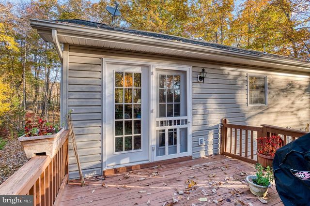 24552 ELEYS FORD RD, Lignum, VA 22726