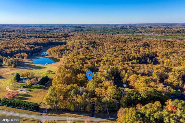 24552 ELEYS FORD RD, Lignum, VA 22726