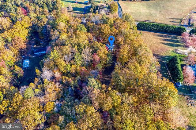 24552 ELEYS FORD RD, Lignum, VA 22726