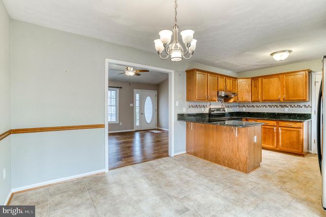 24552 ELEYS FORD RD, Lignum, VA 22726