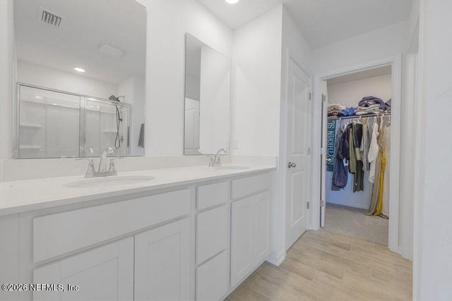 1043 CEDAR SLOUGH Drive, Jacksonville, FL 32220