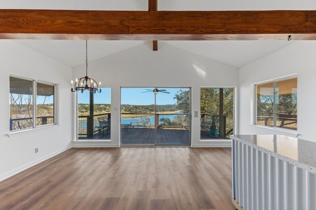 729 Nomad DR, Spicewood, TX 78669