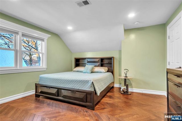 33 Highland Avenue, Maplewood, NJ 07040