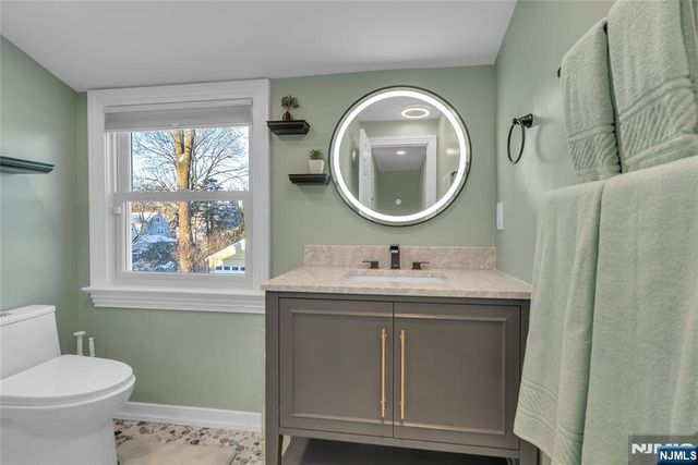 33 Highland Avenue, Maplewood, NJ 07040