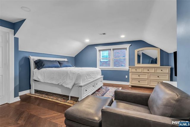 33 Highland Avenue, Maplewood, NJ 07040