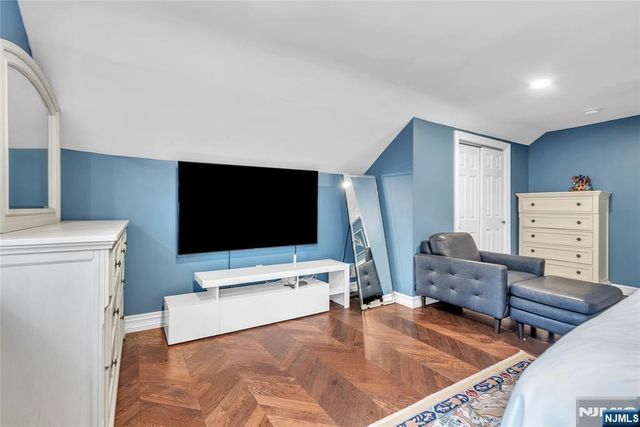 33 Highland Avenue, Maplewood, NJ 07040