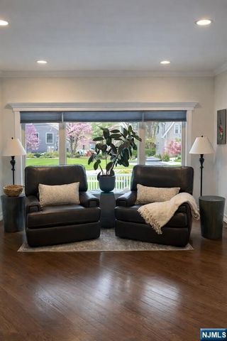 33 Highland Avenue, Maplewood, NJ 07040