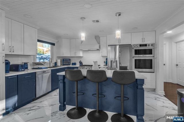 33 Highland Avenue, Maplewood, NJ 07040