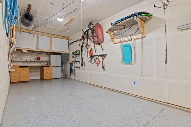 18135 57th Avenue N, Plymouth, MN 55446