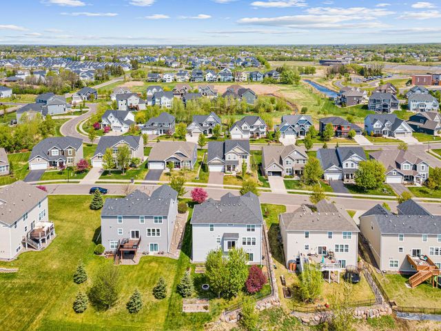 18135 57th Avenue N, Plymouth, MN 55446