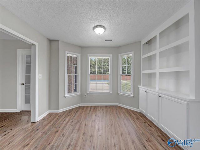 229 Williston Drive, Huntsville, AL 35806