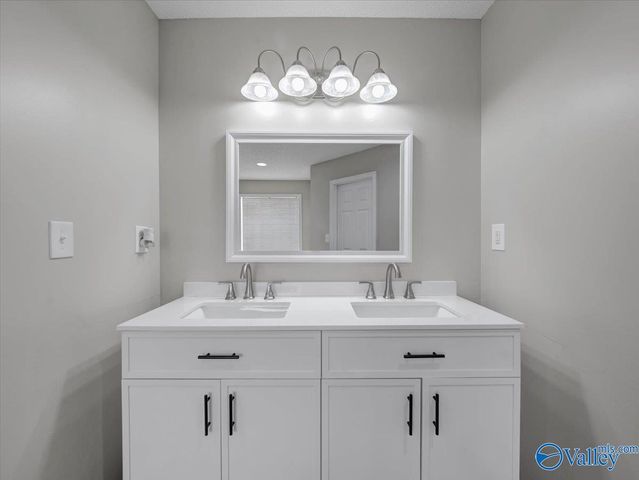 229 Williston Drive, Huntsville, AL 35806