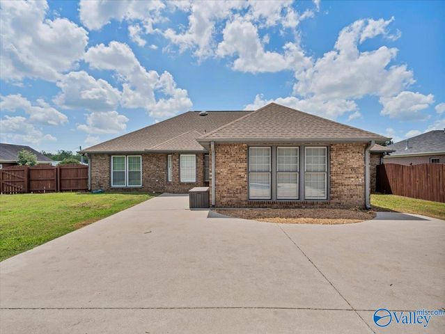 229 Williston Drive, Huntsville, AL 35806
