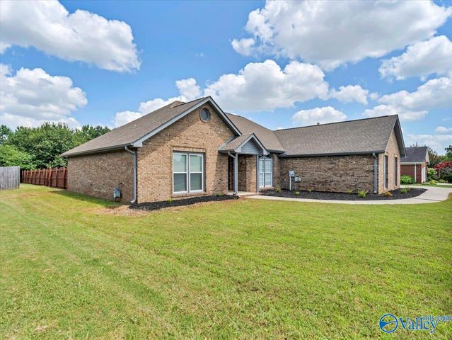 229 Williston Drive, Huntsville, AL 35806