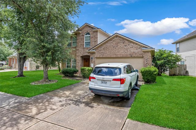 10502 Raven Crossing Lane, Houston, TX 77089