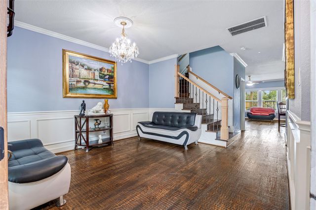 10502 Raven Crossing Lane, Houston, TX 77089