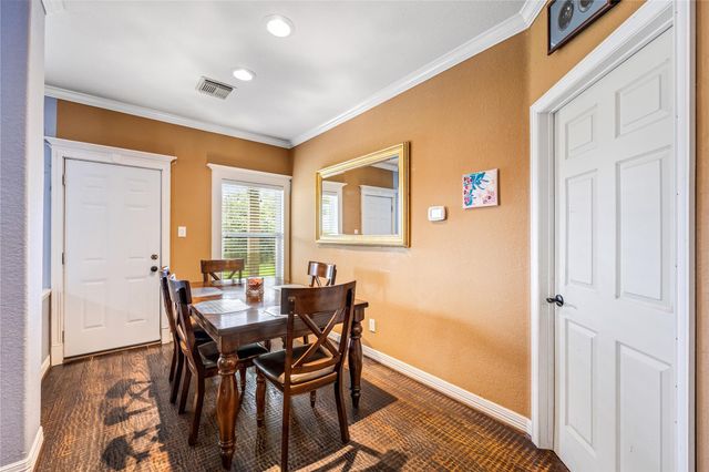 10502 Raven Crossing Lane, Houston, TX 77089