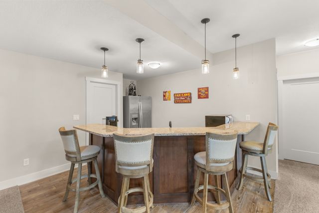 303 Aspen Drive NE, Bondurant, IA 50035