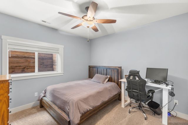 303 Aspen Drive NE, Bondurant, IA 50035