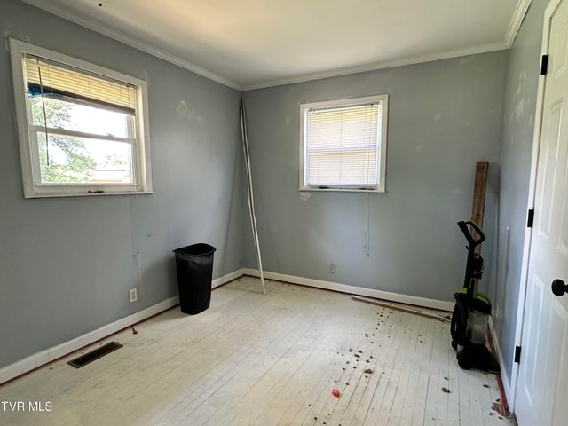 210 Morningside Drive, Rogersville, TN 37857