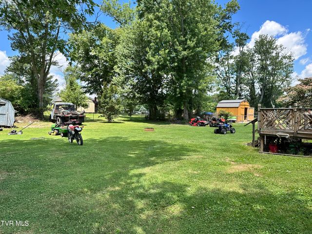 210 Morningside Drive, Rogersville, TN 37857