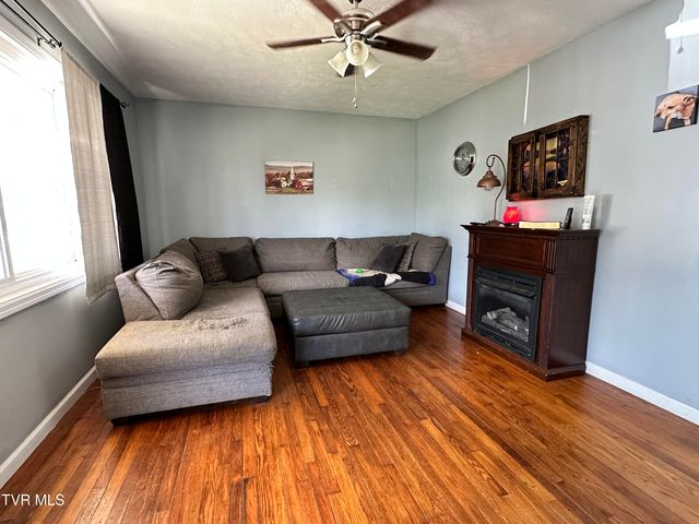 210 Morningside Drive, Rogersville, TN 37857