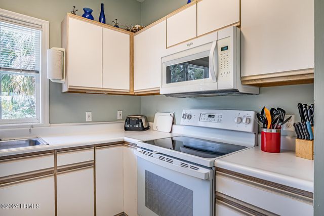 86 Harbour Key Drive, Harbor Island, SC 29920