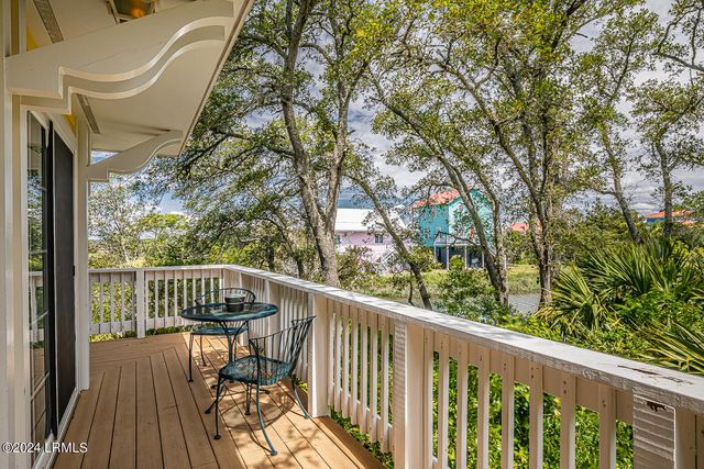86 Harbour Key Drive, Harbor Island, SC 29920
