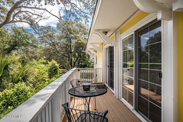 86 Harbour Key Drive, Harbor Island, SC 29920