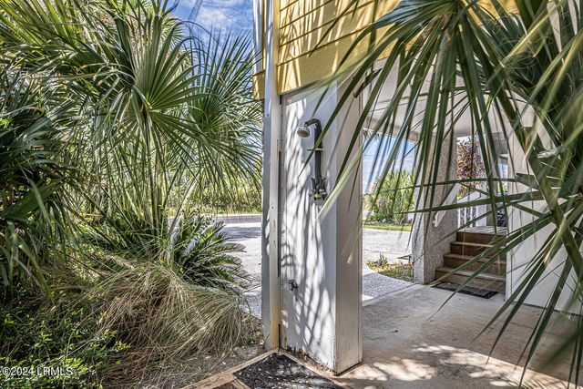 86 Harbour Key Drive, Harbor Island, SC 29920