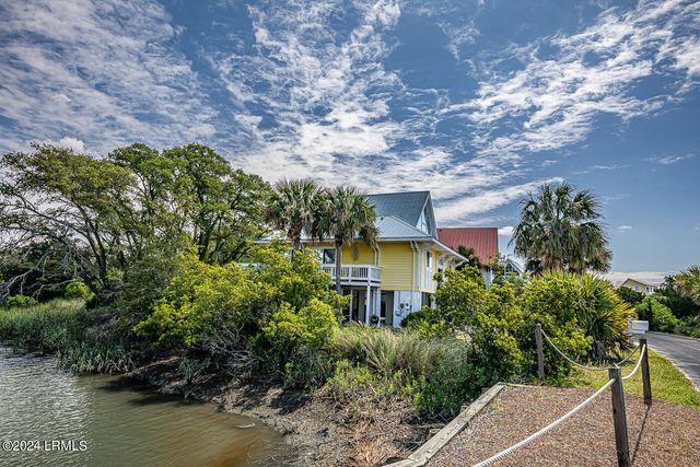 86 Harbour Key Drive, Harbor Island, SC 29920