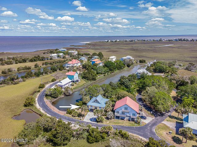 86 Harbour Key Drive, Harbor Island, SC 29920