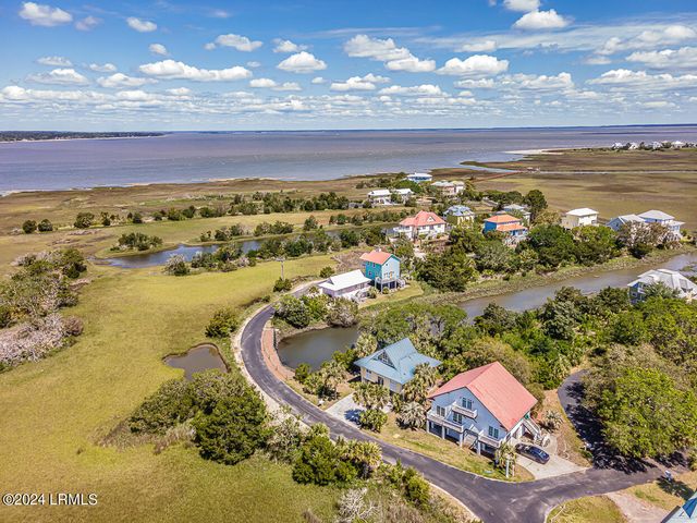86 Harbour Key Drive, Harbor Island, SC 29920