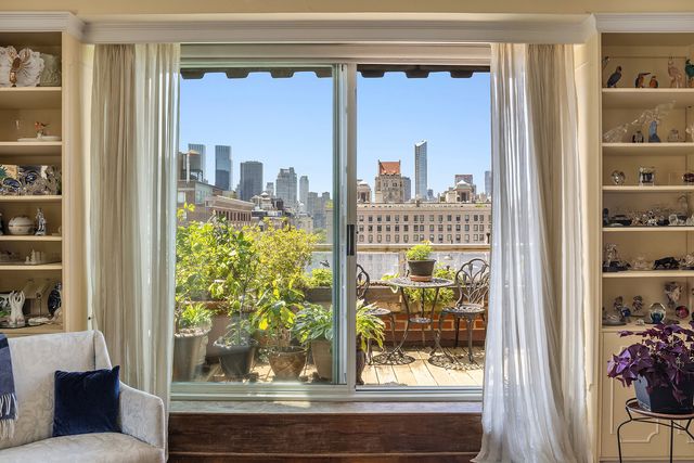 139 E 63RD Street PHA, New York City, NY 10065