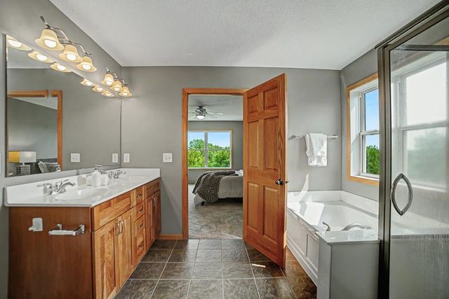 646 Tribute Parkway, River Falls, WI 54022