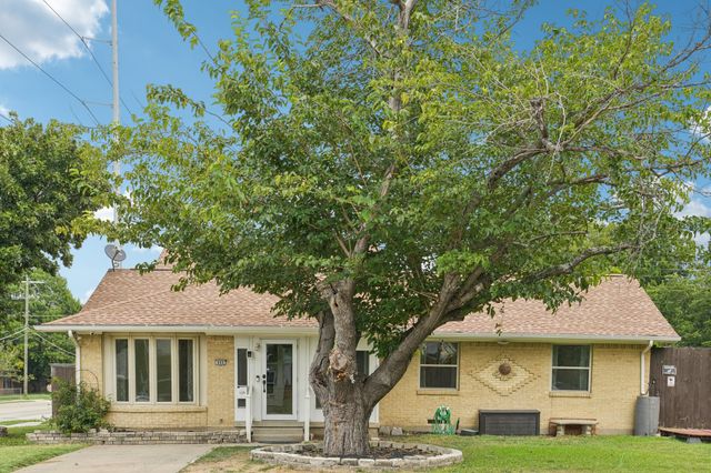 444 Hanbee Street, Richardson, TX 75080