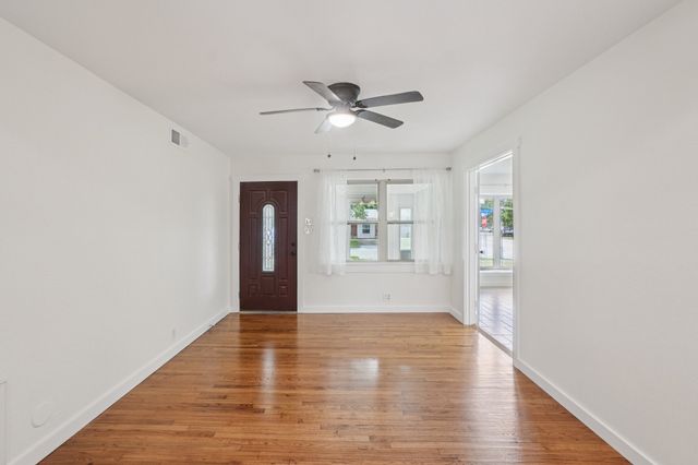 444 Hanbee Street, Richardson, TX 75080