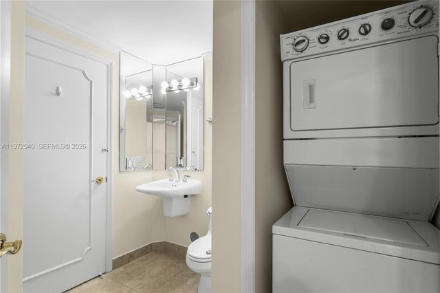 4775 Collins Ave 1006, Miami Beach, FL 33140