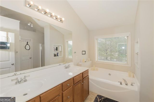 1066 Mcduffie Circle, Douglasville, GA 30134