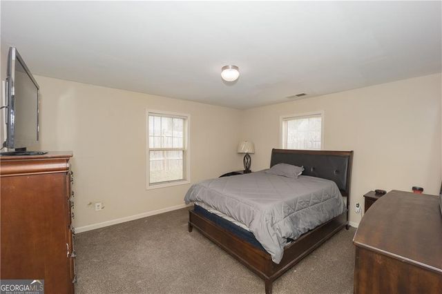 1066 Mcduffie Circle, Douglasville, GA 30134