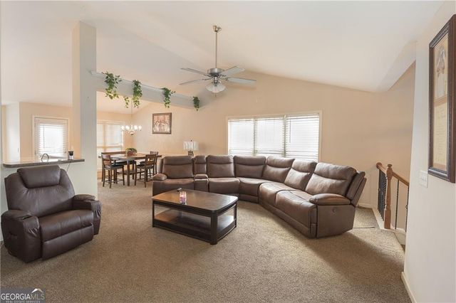 1066 Mcduffie Circle, Douglasville, GA 30134