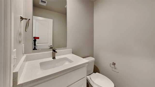 9004 NW 127th Terrace, Yukon, OK 73099