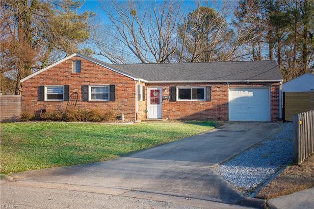 446 Beaumont ST, Hampton, VA 23669